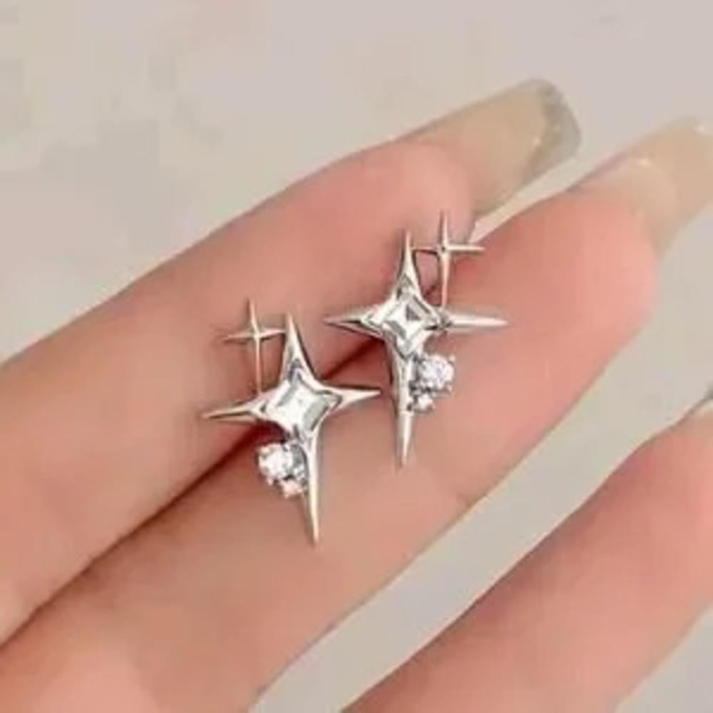 925 Sterling Silver Twinkling Star Stud Earrings Rhinestones Gift Birthday NEW!!